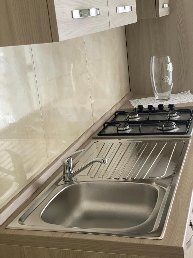 Falu Napoli Centro Camera Con Cucina E Bagno Privato Hotel Ngoại thất bức ảnh